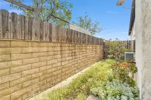 855 N Lemon St, Orange, CA 92867 - Photo 17