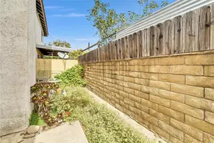 855 N Lemon St, Orange, CA 92867 - Photo 17