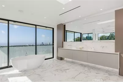 4 Geneve, Newport Beach, CA 92660 - Photo 35