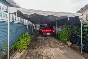 1219 W 98th, Los Angeles, CA 90044 - Photo 13