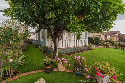 1219 W 98th, Los Angeles, CA 90044 - Photo 3