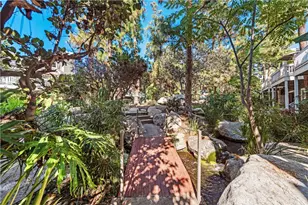 781 Grayling, Costa Mesa, CA 92626 - Photo 37