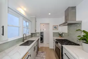 83 63rd Pl, Long Beach, CA 90803 - Photo 1