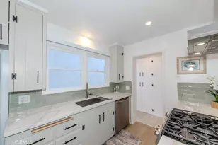 83 63rd Pl, Long Beach, CA 90803 - Photo 17