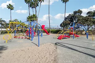 4404 Channel Pl, Newport Beach, CA 92663 - Photo 15