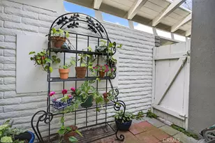 517 Gorgonia, Newport Beach, CA 92660 - Photo 15