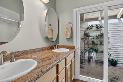 517 Gorgonia, Newport Beach, CA 92660 - Photo 13