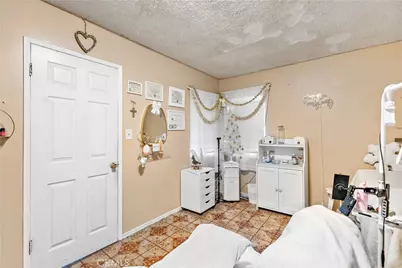 1820 Marine Street, Santa Ana, CA 92704 - Photo 9