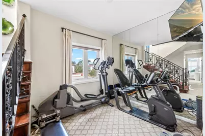 215 Glendora, Long Beach, CA 90803 - Photo 15