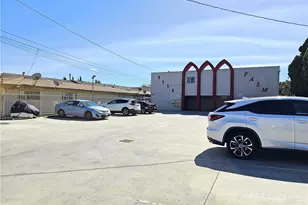 9116 Palm St, Bellflower, CA 90706 - Photo 5