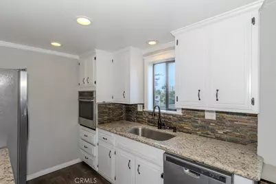 2015 E Broadway #305, Long Beach, CA 90803 - Photo 3