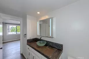 2015 E Broadway, Long Beach, CA 90803 - Photo 13