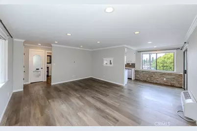 2015 E Broadway #305, Long Beach, CA 90803 - Photo 5