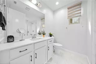 125 Lovelace, Irvine, CA 92620 - Photo 5