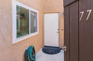 7911 Woodlake Dr, Huntington Beach, CA 92647 - Photo 43