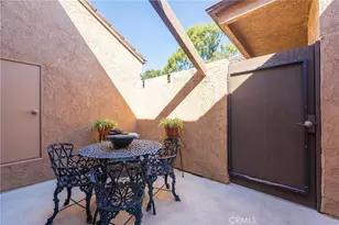 7911 Woodlake Dr, Huntington Beach, CA 92647 - Photo 25