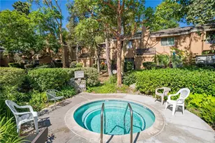 7911 Woodlake Dr, Huntington Beach, CA 92647 - Photo 33