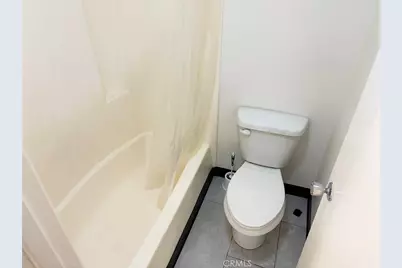 5585 E Pacific Coast Hwy #125, Long Beach, CA 90804 - Photo 13