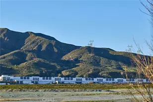 16582 Bottlebrush Ln, Fontana, CA 92336 - Photo 3