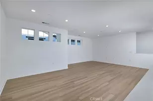 16582 Bottlebrush Ln, Fontana, CA 92336 - Photo 9