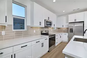 16582 Bottlebrush Ln, Fontana, CA 92336 - Photo 13