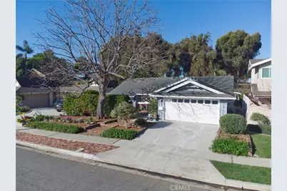 16711 Greenview Lane, Huntington Beach, CA 92649 - Photo 3