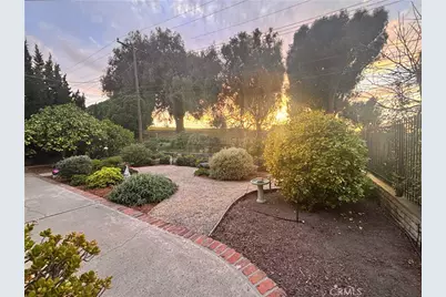 16711 Greenview Lane, Huntington Beach, CA 92649 - Photo 33