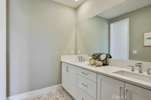 24431 Camino Oceano, Valencia, CA 91354 - Photo 19