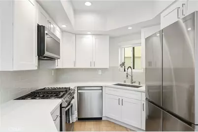 17202 Corbina #209, Huntington Beach, CA 92649 - Photo 5