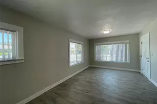 604 S Van Ness Ave, Santa Ana, CA 92701 - Photo 11