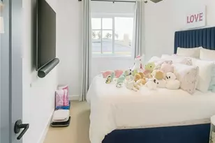 17952 Caledonia, Huntington Beach, CA 92647 - Photo 15