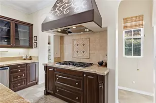 6 Los Olivos, Irvine, CA 92602 - Photo 21