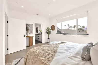 113 1/2 N Manhattan Place, Los Angeles, CA 90004 - Photo 31