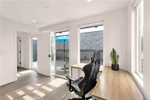 113 1/2 N Manhattan Pl, Los Angeles, CA 90004 - Photo 39