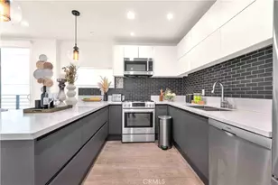 113 1/2 N Manhattan Pl, Los Angeles, CA 90004 - Photo 13