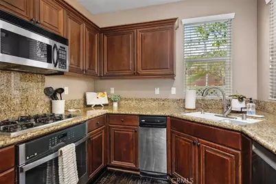 11 Oatfield Farm, Ladera Ranch, CA 92694 - Photo 5