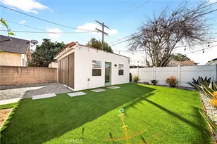 5939 Cimarron, Los Angeles, CA 90047 - Photo 43
