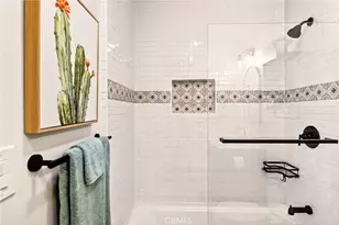 5939 Cimarron, Los Angeles, CA 90047 - Photo 17