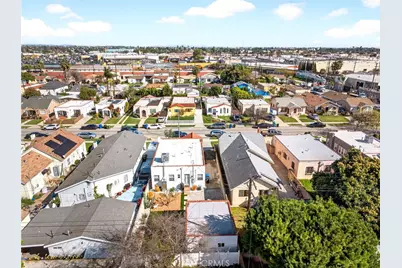 5939 Cimarron, Los Angeles, CA 90047 - Photo 49