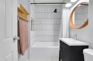 1422 Deauville Pl, Costa Mesa, CA 92626 - Photo 9