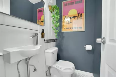 1422 Deauville Place, Costa Mesa, CA 92626 - Photo 9