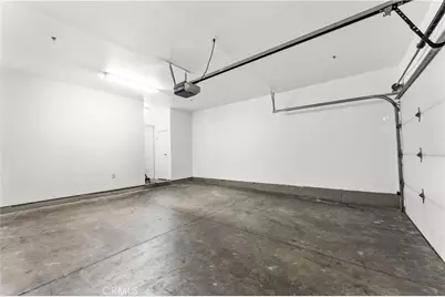 12076 S Broadway, Los Angeles, CA 90061 - Photo 43