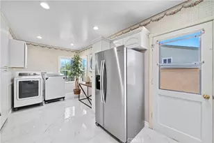 7802 Darwin Ave, Midway City, CA 92655 - Photo 15