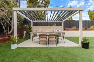 23755 Clarendon, Woodland Hills, CA 91367 - Photo 43