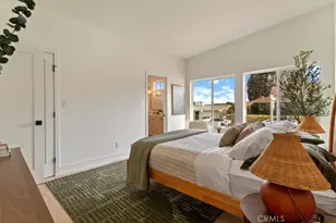 23755 Clarendon, Woodland Hills, CA 91367 - Photo 23