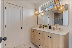 23755 Clarendon, Woodland Hills, CA 91367 - Photo 27