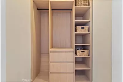 23755 Clarendon, Woodland Hills, CA 91367 - Photo 17