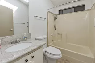 29035 Via Zapata, Murrieta, CA 92563 - Photo 19