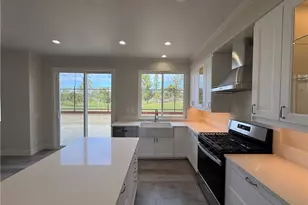 12423 Sebastian Pl, Tustin, CA 92782 - Photo 7