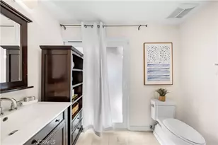 16455 Ladona Cir, Huntington Beach, CA 92649 - Photo 37